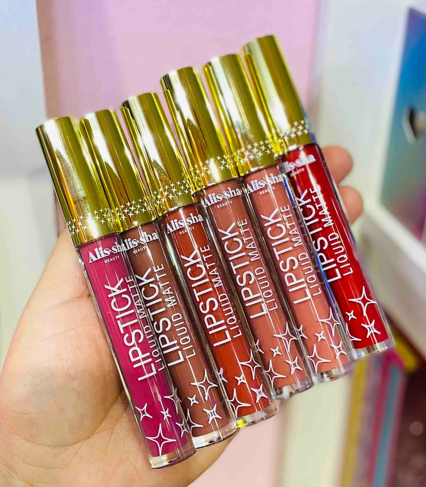 LABIAL MATE ALISHA